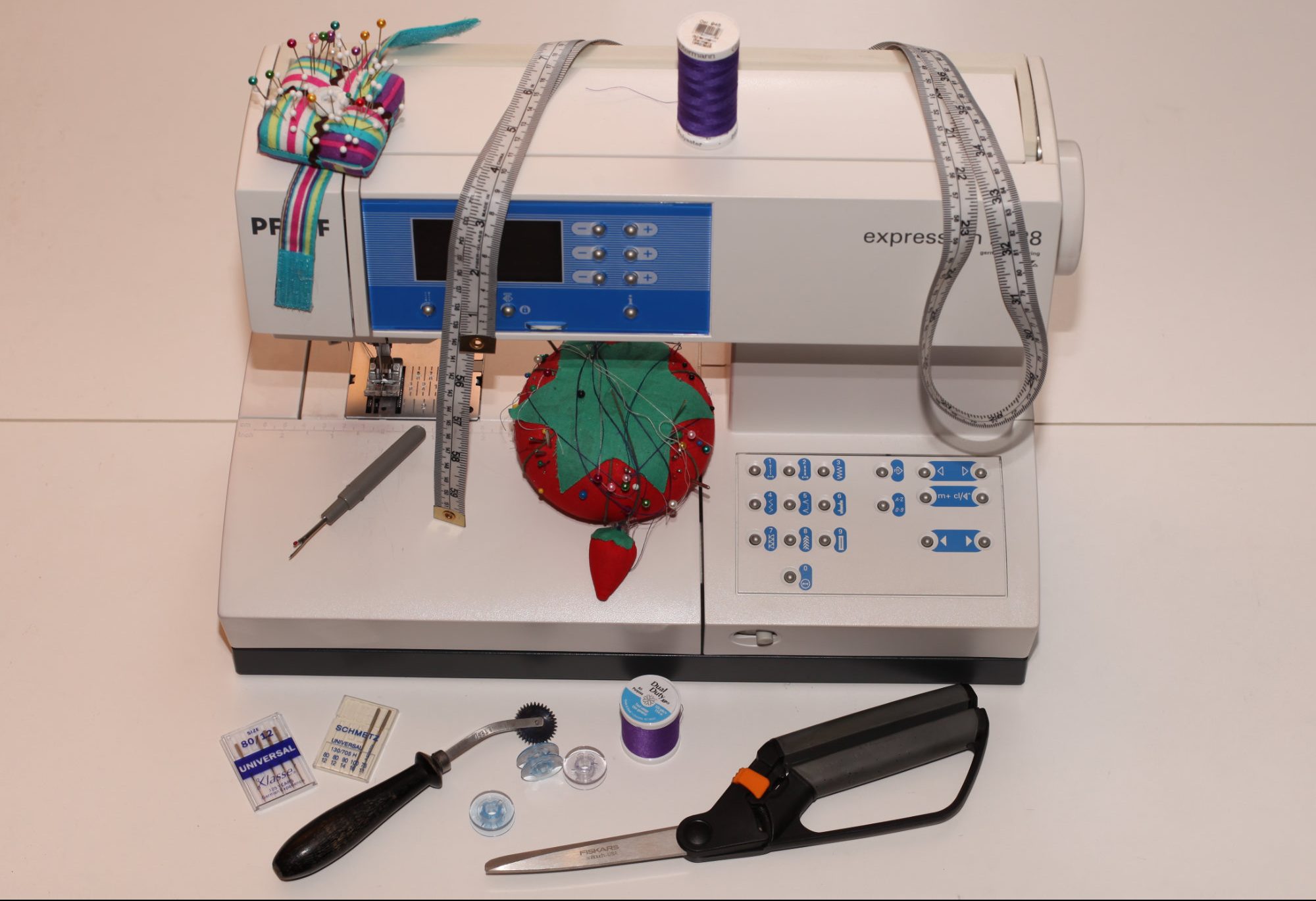 5 Basic Steps and Tools Needed to Start Sewing Clothes (With a Machine)